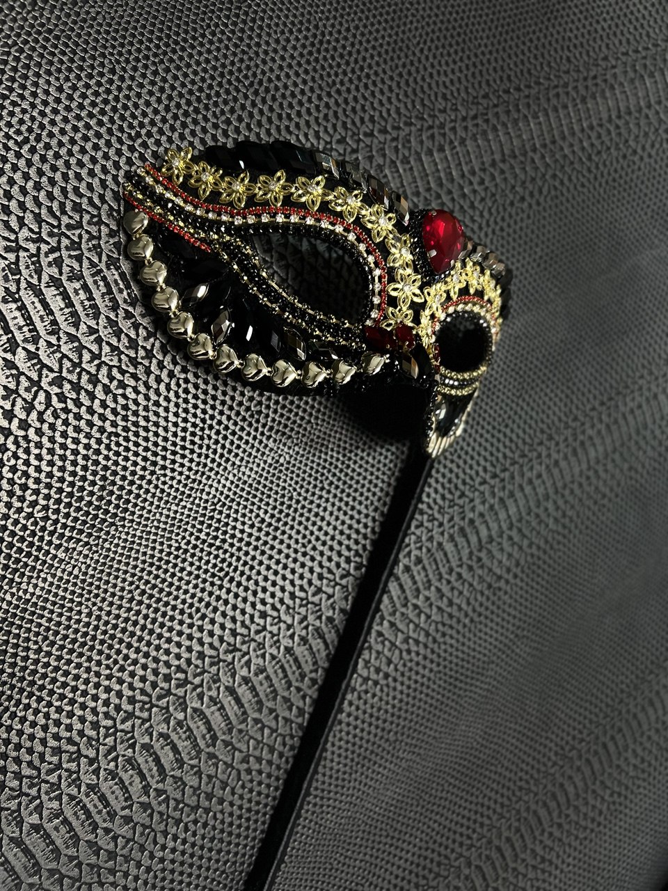 aksesuary-dlya-exotic-dance-venetian-ruby.jpg